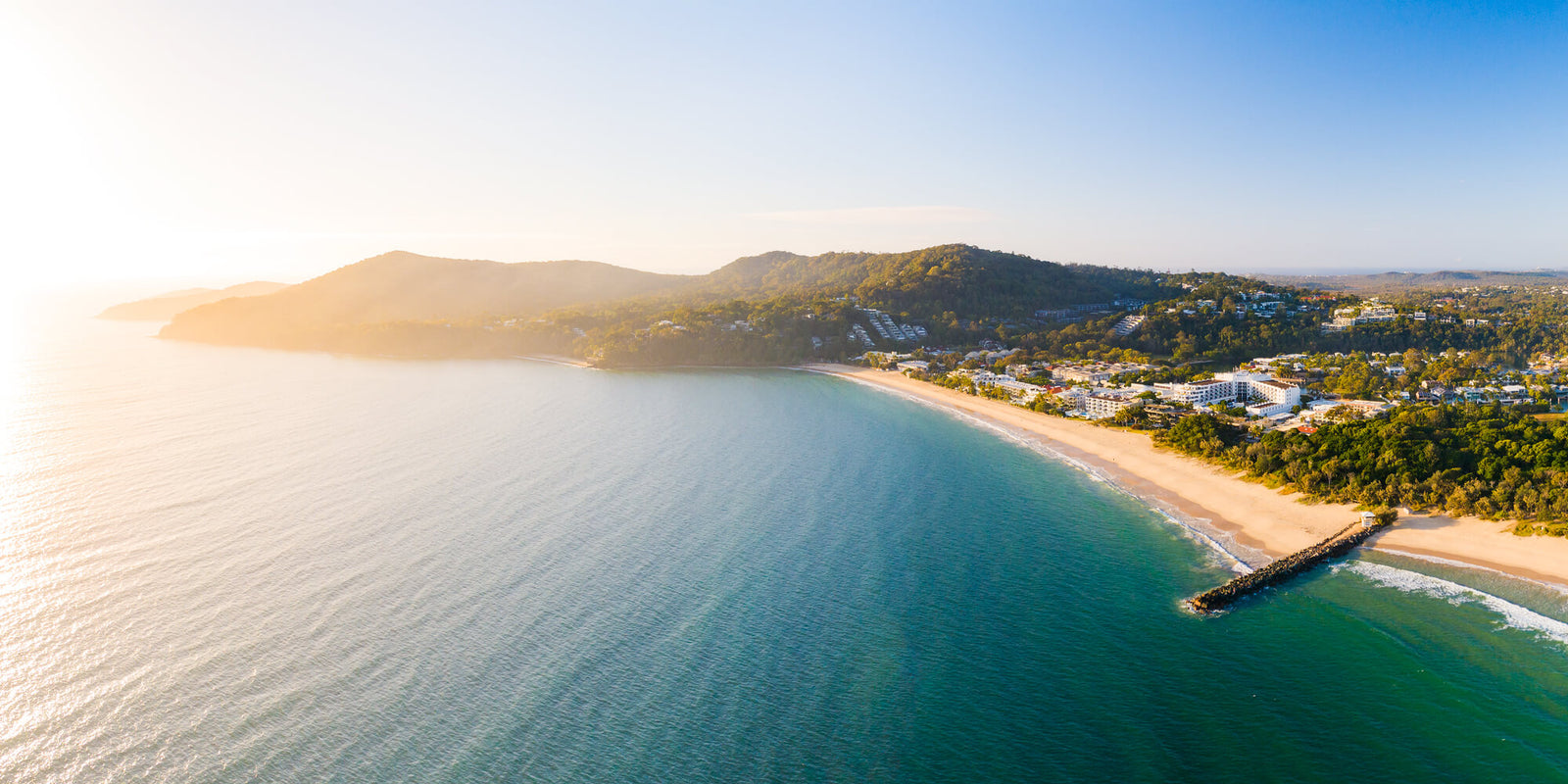 Majestic - Noosa Main Beach - Dave Wilcock Photography
