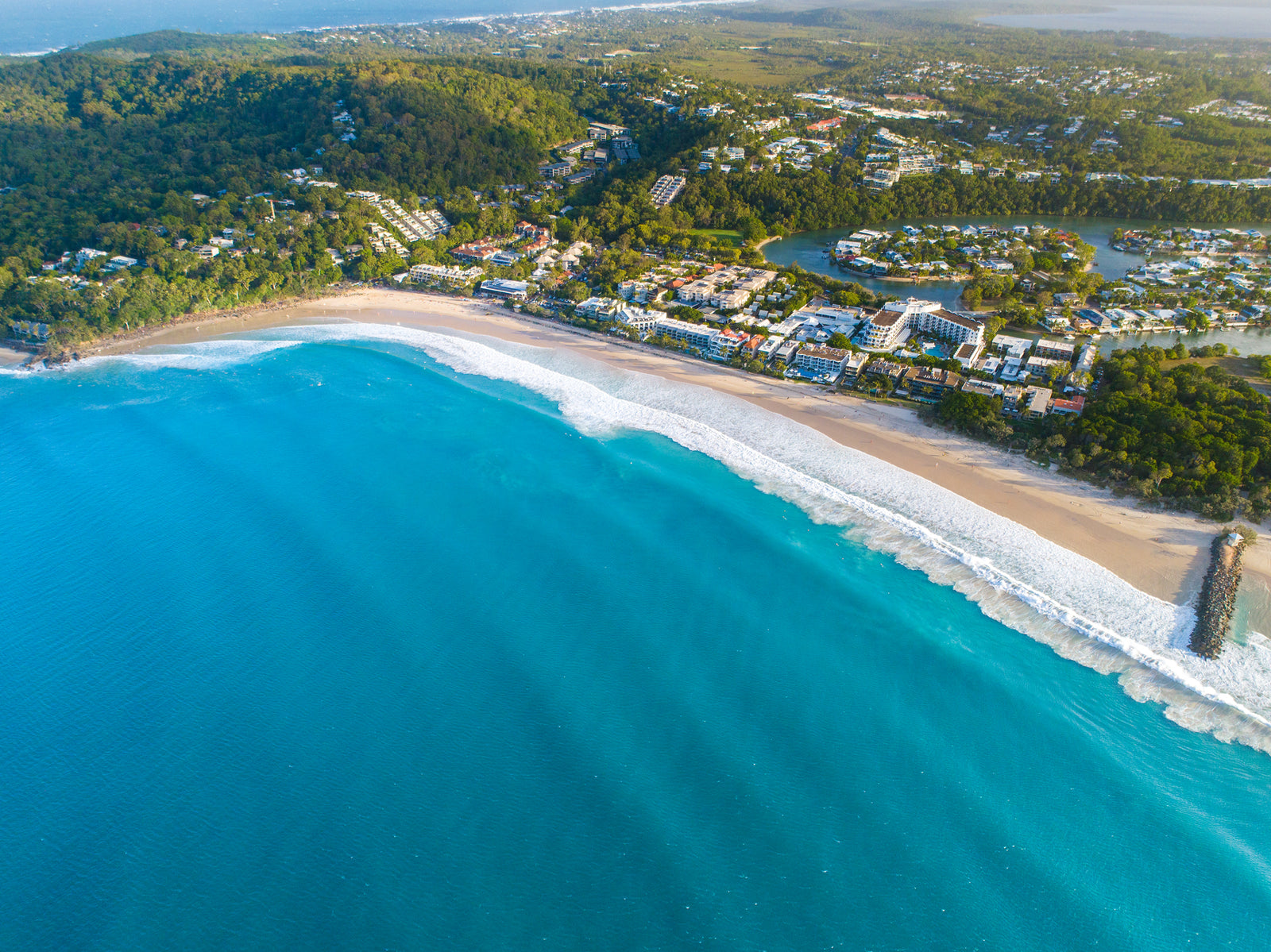 Cyclone Omar Swell- Noosa Main Beach - Dave Wilcock Photography